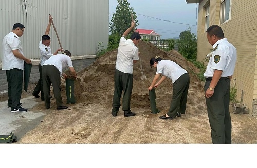 14防汛演练2.jpg 14防汛演练2.jpg