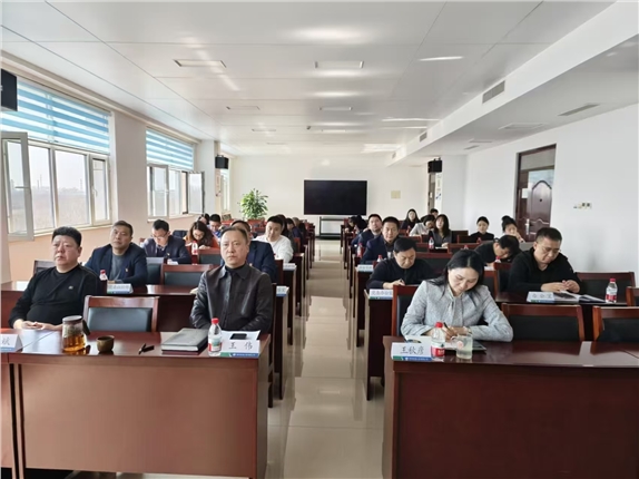 44ccc37856e0a4a8793e92f2ef196e29.jpg
